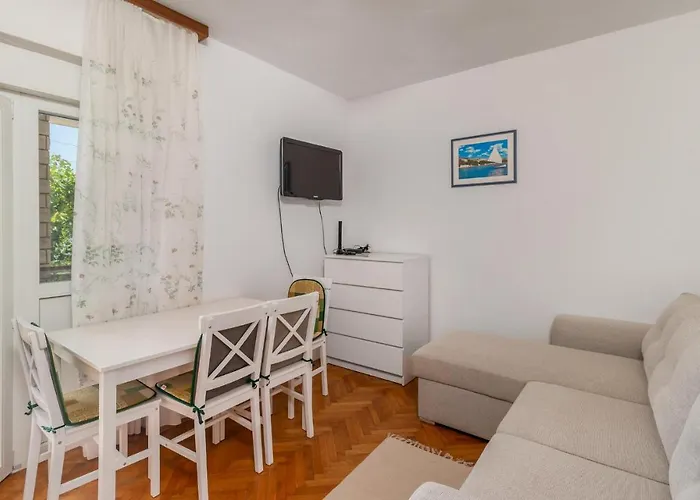 Lovely In Apartament *