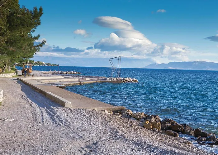 Lovely In * 德拉马利